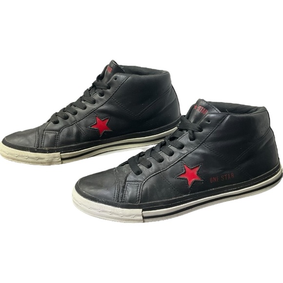 ⭐️ Converse One Star Black Leather Mid Sneakers Size 10 Red Star Retro - Picture 1 of 7